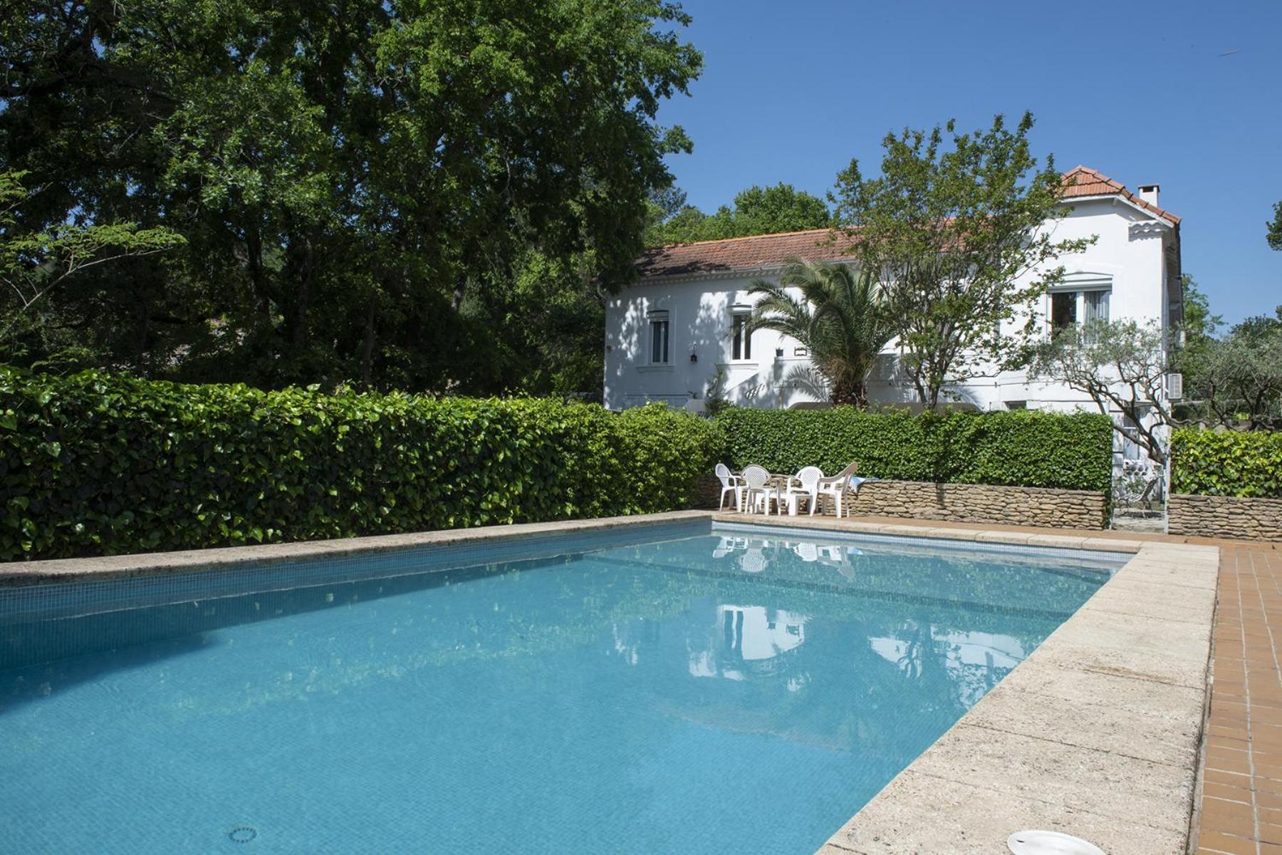 La Villa Plaisance - Maison Et Chambres D Hotes A Proximite De Chateaneuf-Du-Pape Bédarrides Екстериор снимка